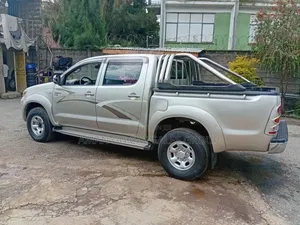 Toyota Hilux 2008 Beige