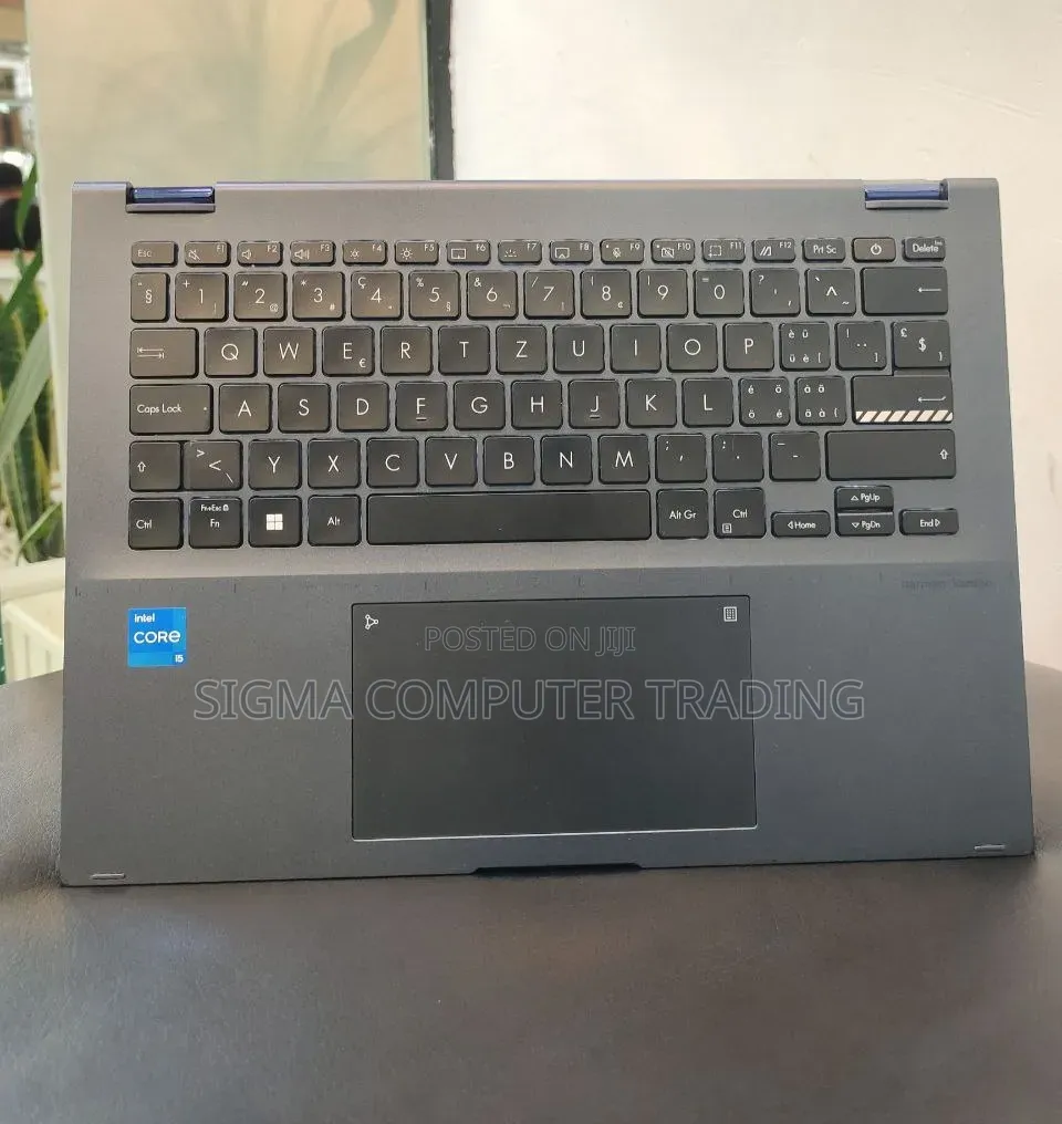 New Laptop Asus Vivobook 14 16GB Intel Core i5 SSD 512GB