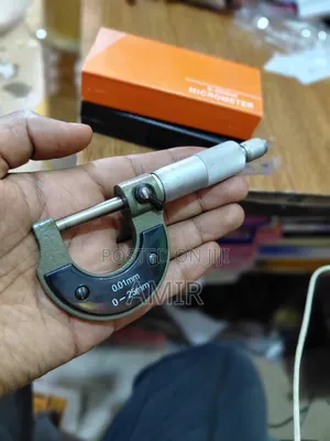 Brand New Micrometer 0-25mm