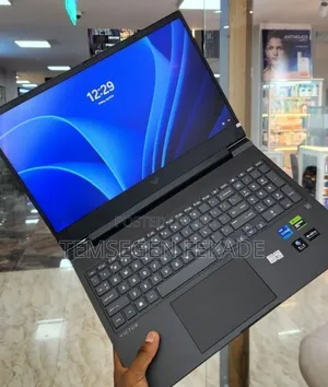 New Laptop HP Victus 16 16GB Intel Core i7 SSD 1T
