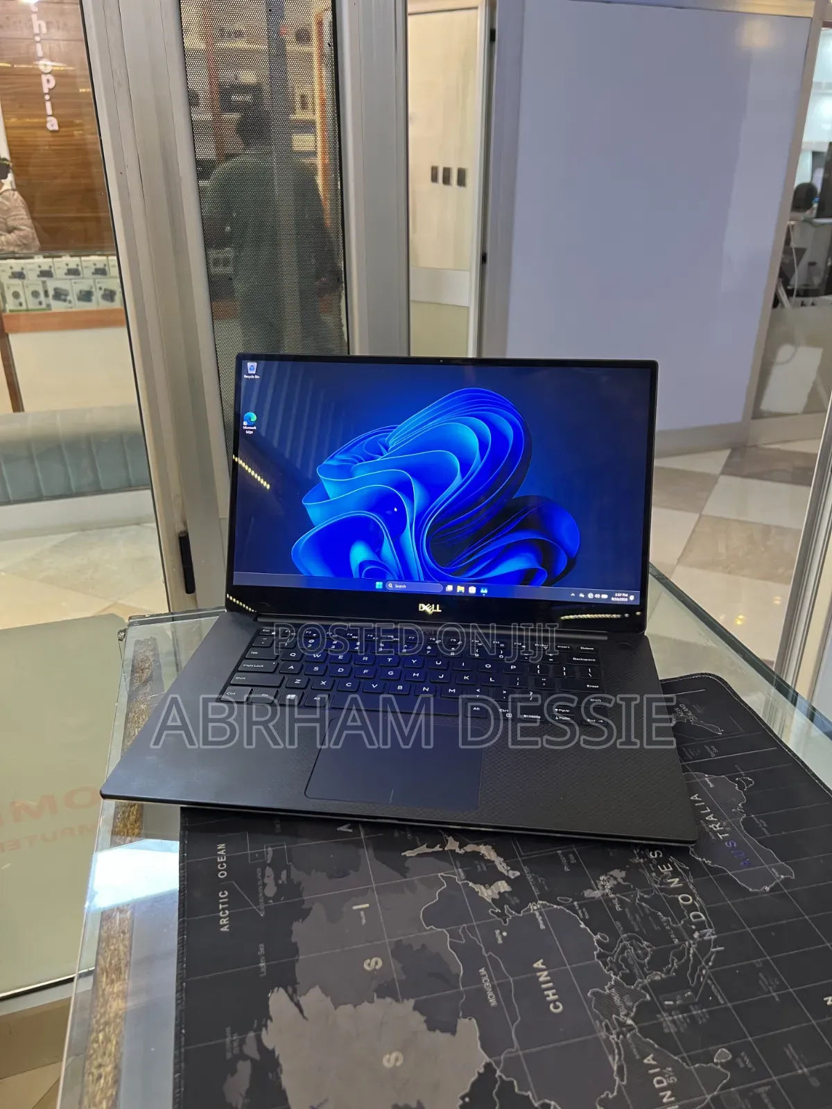 New Laptop Dell XPS 15 16GB Intel Core i7 SSD 512GB