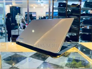 Laptop Toshiba Satellite C55 4GB Intel Core i5 HDD 500GB