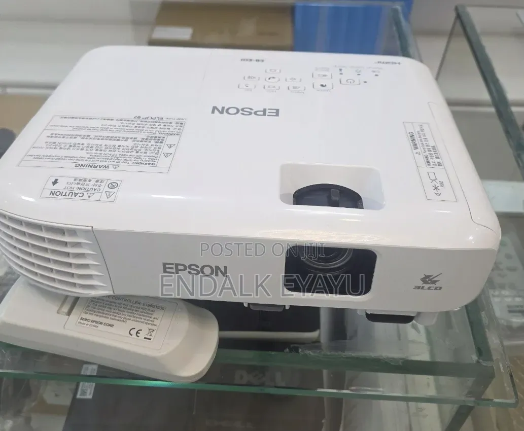 Epson projectorEB-E01