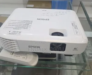 Epson projectorEB-E01
