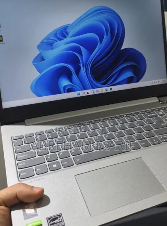 New Laptop Lenovo ThinkBook 15 16GB Intel Core i5 SSD 512GB