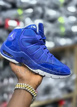 Jordan Max Aura High Master Quality Smooth Shoes Boots Made in Vietnam