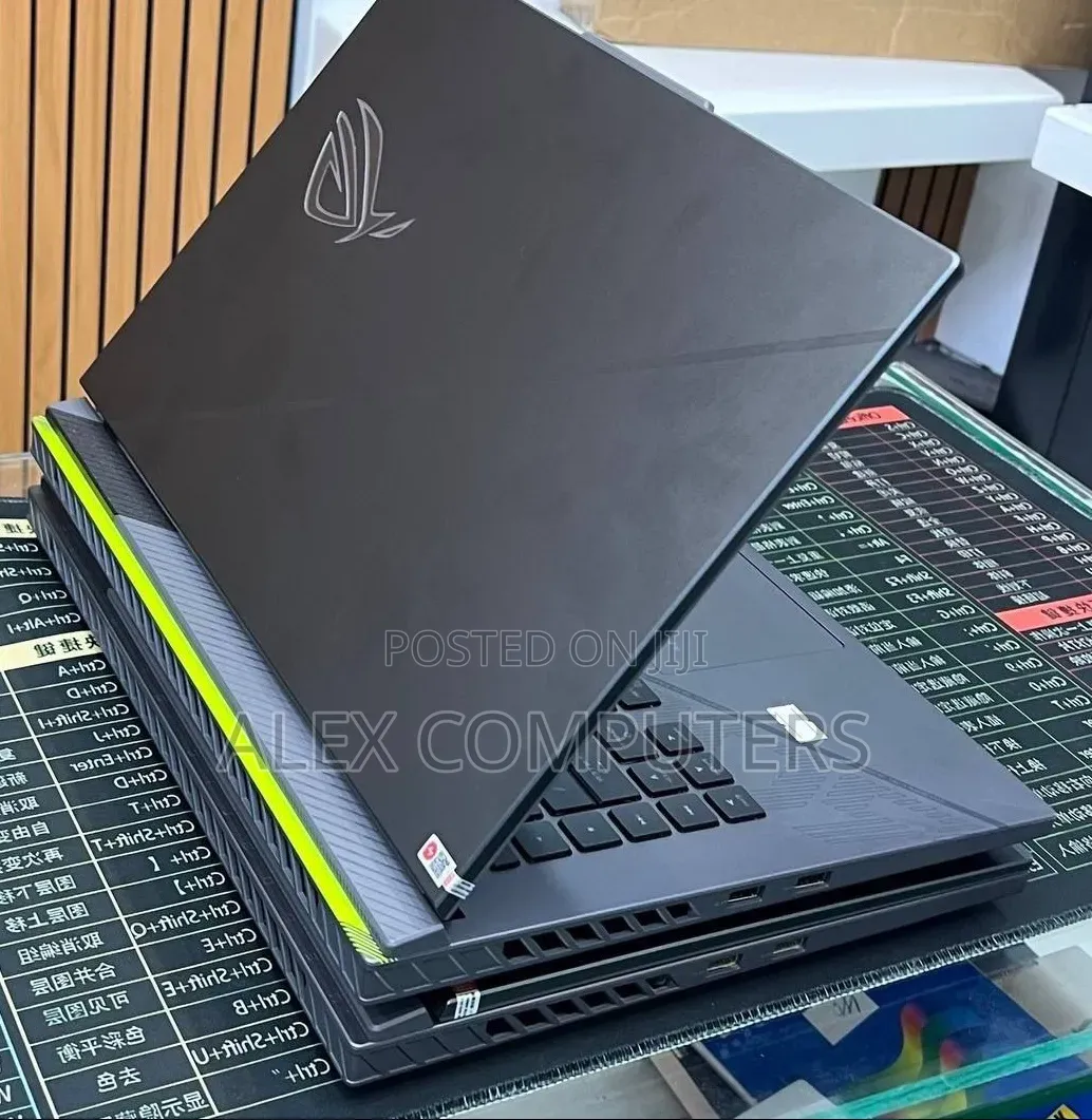 New Laptop Asus ROG Strix G16 G614 16GB Intel Core i9 SSD 1T