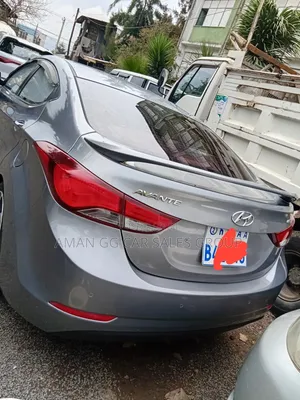 Hyundai Avante 2015 Gray