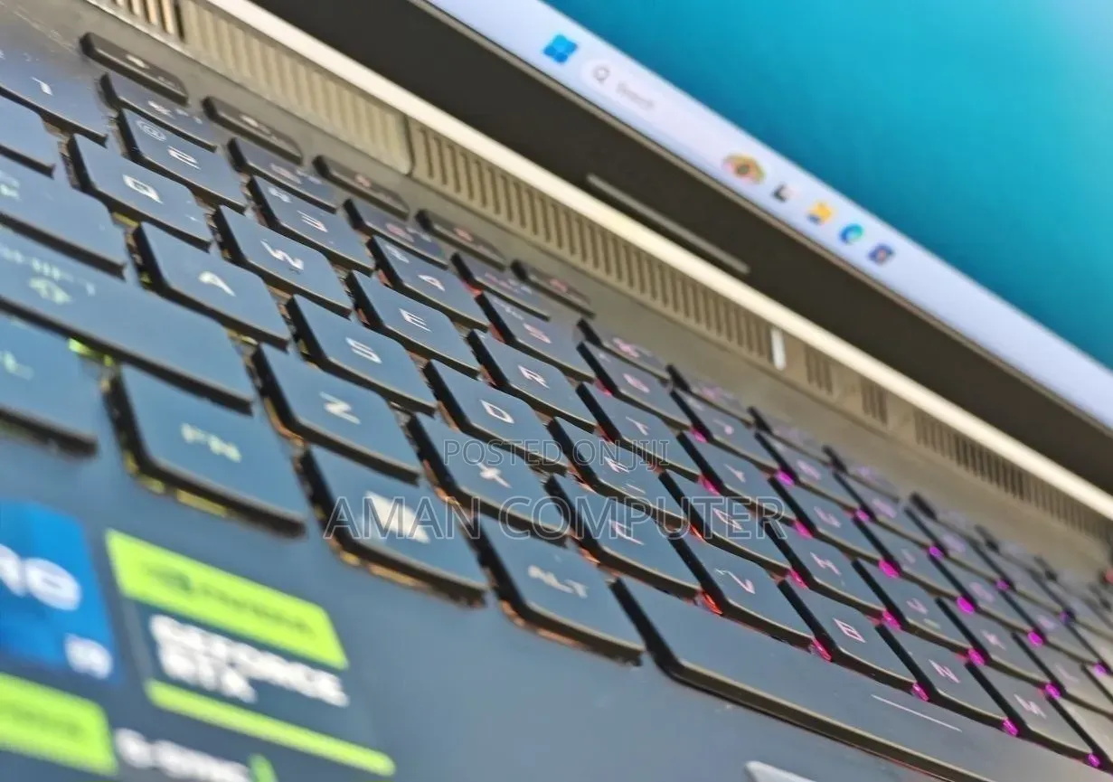 New Laptop Asus ROG Strix G15 16GB Intel Core i7 SSD 1T