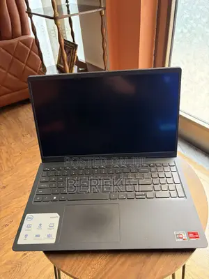 New Laptop Dell Inspiron 15 16GB AMD Ryzen 7 SSD 1T