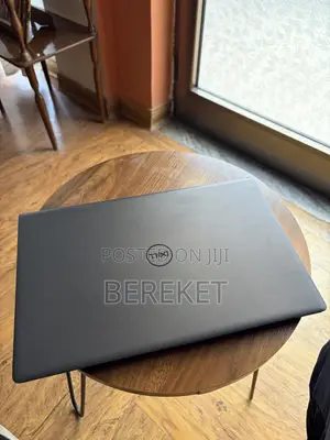 New Laptop Dell Inspiron 15 16GB AMD Ryzen 7 SSD 1T