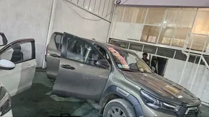 Toyota Hilux 2025 Blue