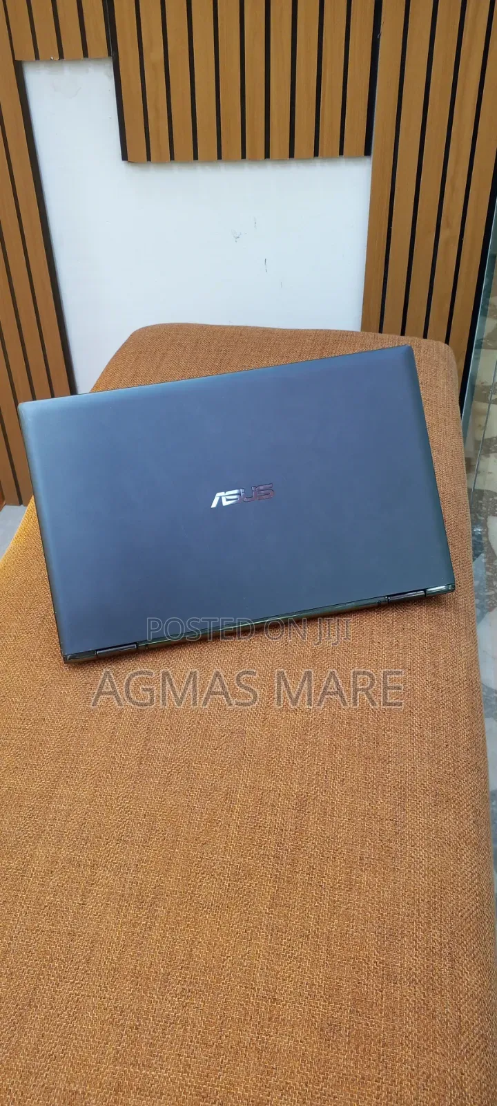New Laptop Asus Zenbook 14 8GB Intel Core i7 SSD 256GB