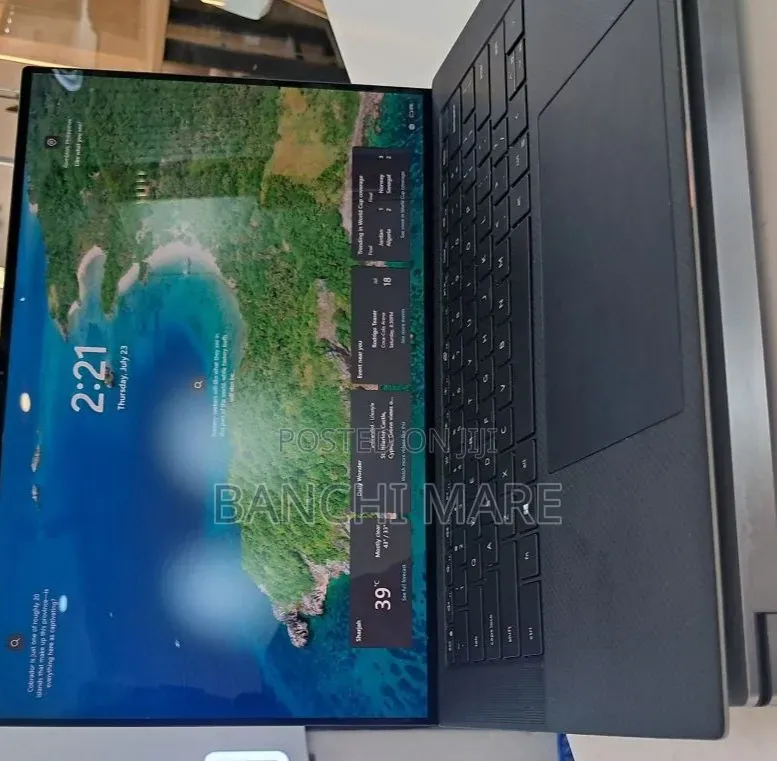 New Laptop Dell Precision 5560 16GB Intel Core i7 SSD 512GB