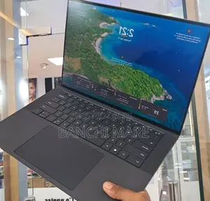 New Laptop Dell Precision 5560 16GB Intel Core i7 SSD 512GB