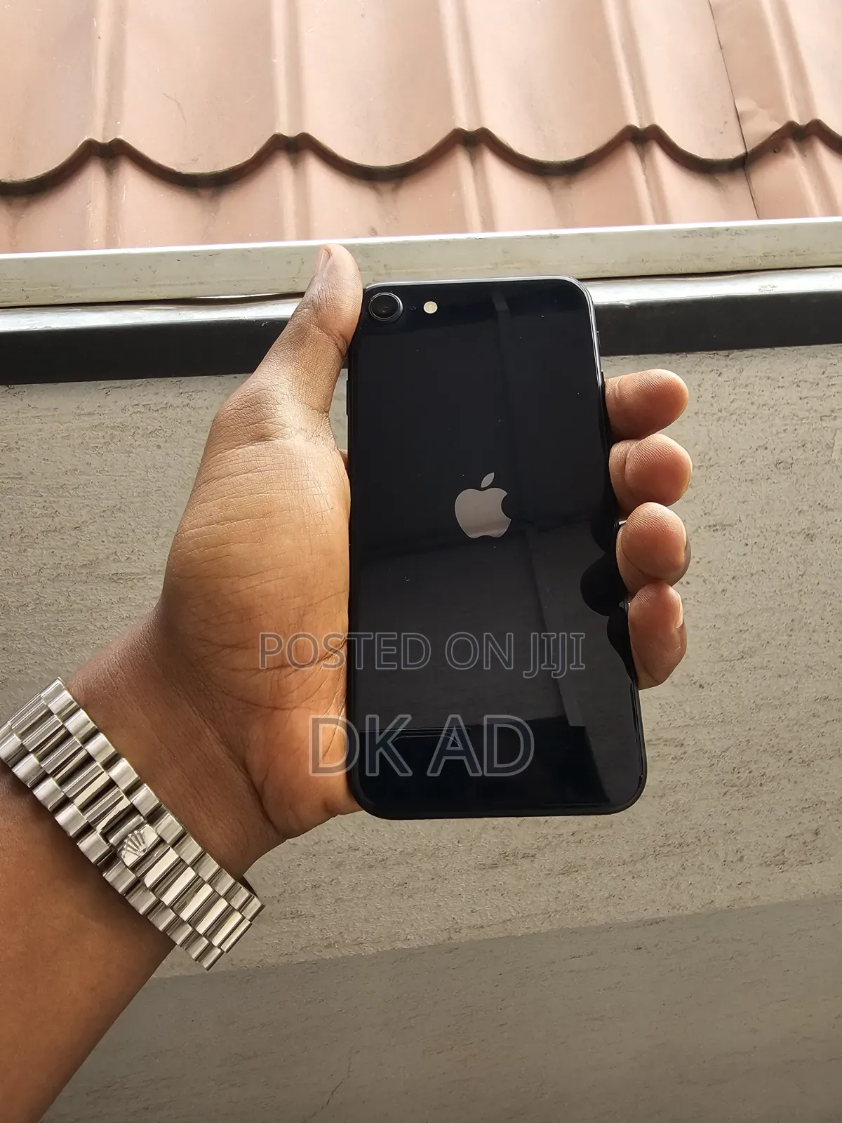 New Apple iPhone SE (2022) 64 GB Black