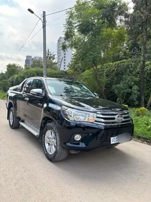 Toyota Hilux 2017 Black