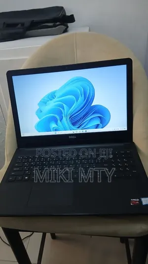 New Laptop Dell Inspiron 15 8GB Intel Core i5 HDD 500GB