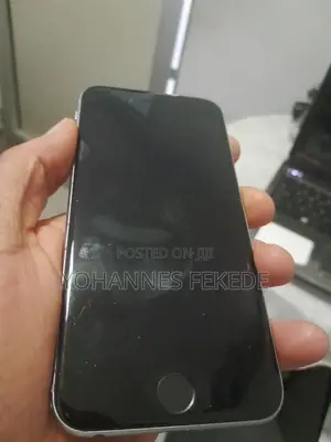 Apple iPhone 6s 64 GB Silver