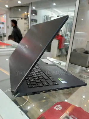 Laptop Asus TUF Gaming A17 16GB Intel Core i7 SSD 256GB