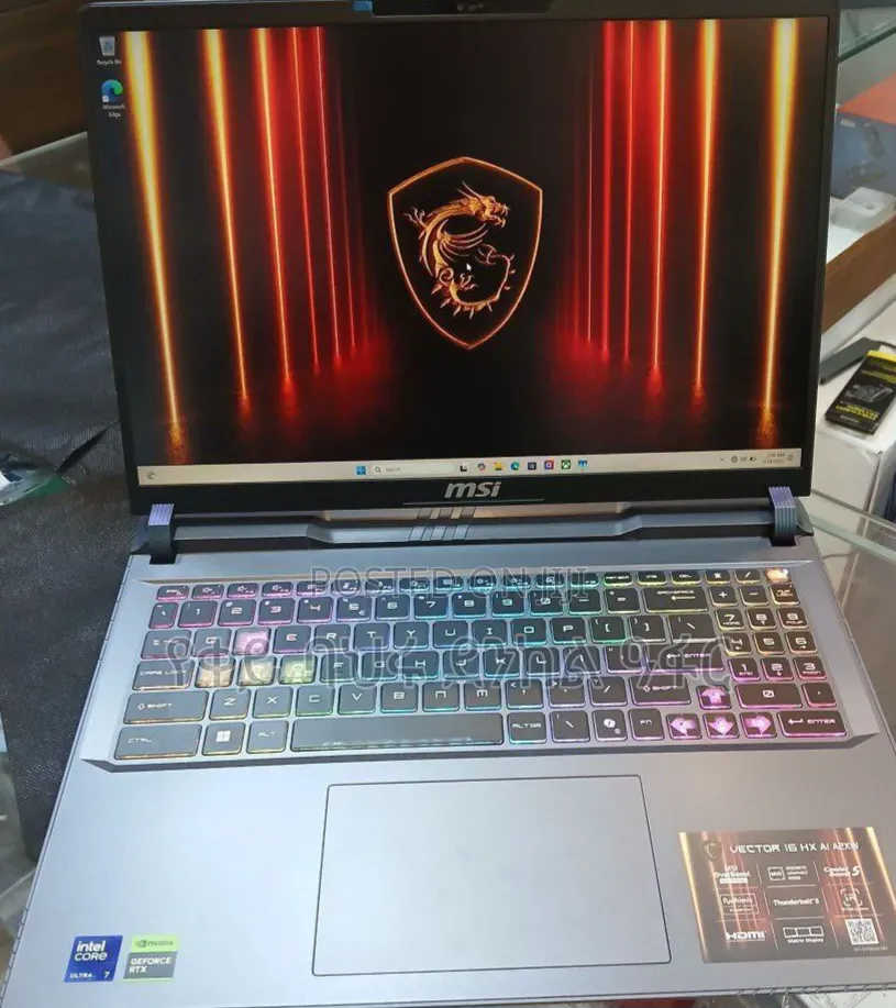New Laptop MSI Vector 16 HX AI A2XWIG 16GB Intel Core Ultra 7 SSD 1T