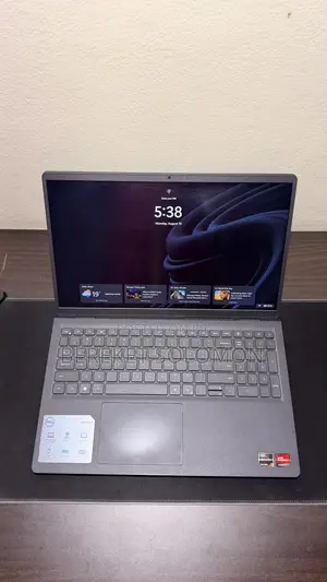 Laptop Dell Inspiron 15 16GB AMD Ryzen 7 SSD 512GB