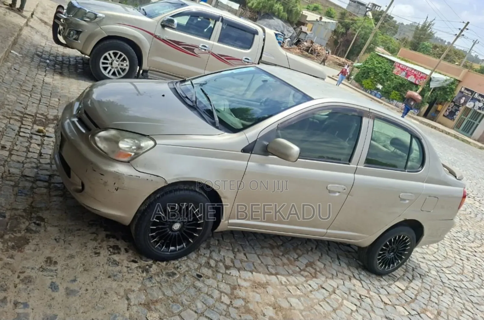 Toyota Platz 2005 Gold