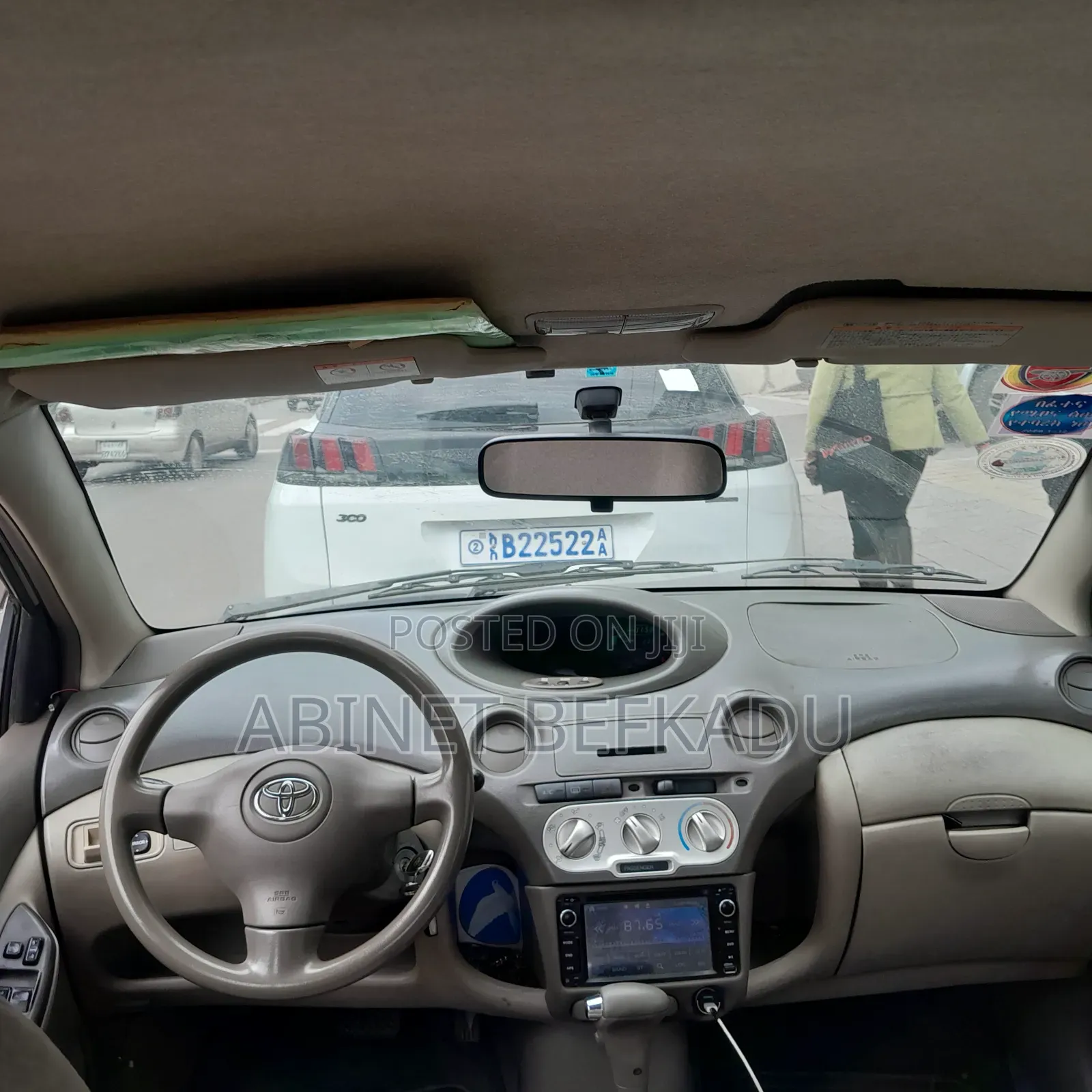 Toyota Platz 2005 Gold