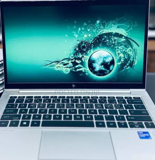 New Laptop HP EliteBook 830 G8 16GB Intel Core i5 SSD 512GB
