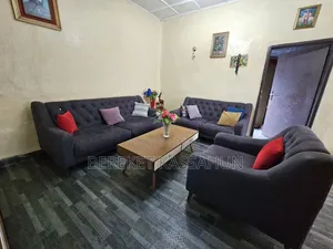 Salon Sofa