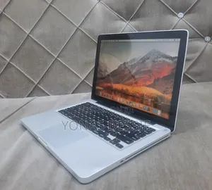 Laptop Apple MacBook Pro 2012 4GB Intel Core i5 HDD 500GB