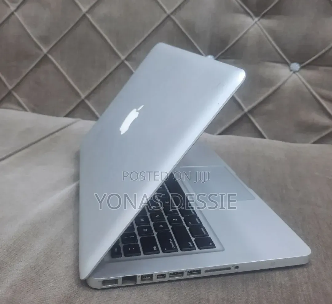 Laptop Apple MacBook Pro 2012 4GB Intel Core i5 HDD 500GB