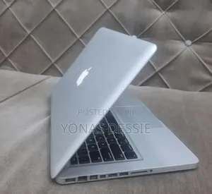 Laptop Apple MacBook Pro 2012 4GB Intel Core i5 HDD 500GB