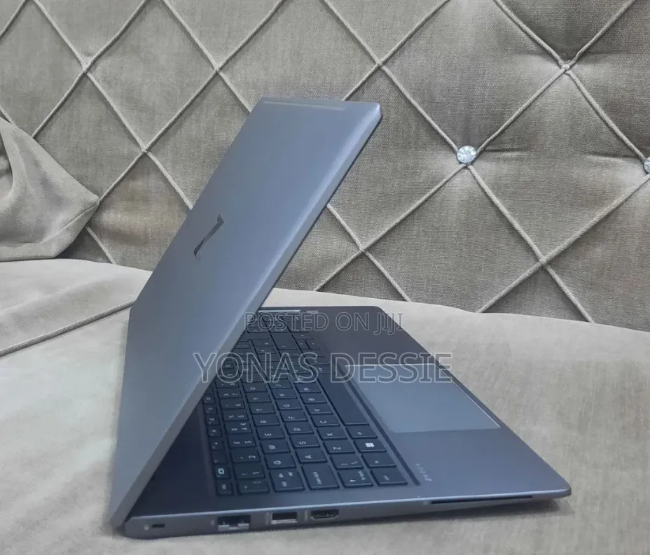 New Laptop HP ZBook Power G9 i7 16GB Intel Core i7 SSD 1T