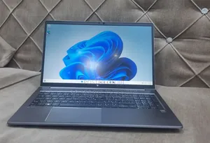 New Laptop HP ZBook Power G9 i7 16GB Intel Core i7 SSD 1T