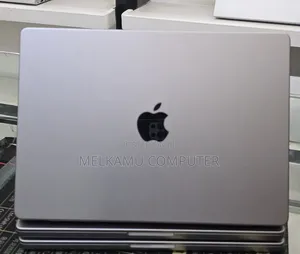 New Laptop Apple MacBook Pro 2021 M1 32GB Apple M1 SSD 512GB