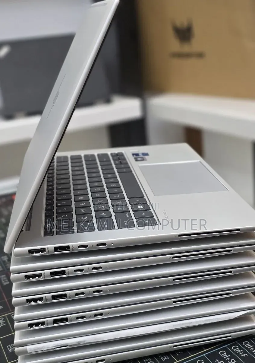 New Laptop HP EliteBook 840 G9 16GB Intel Core i7 SSD 512GB