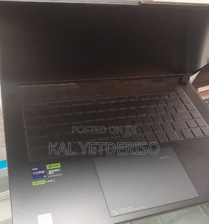 New Laptop Asus ROG Strix G15 16GB Intel Core i9 SSD 1T