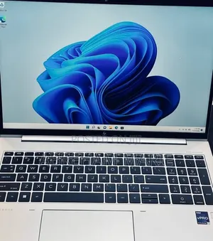 New Laptop HP EliteBook 860 G10 32GB Intel Core i7 SSD 1T