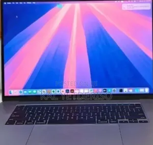 New Laptop Apple MacBook Pro 2018 32GB SSD 2T