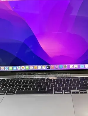 New Laptop Apple MacBook Pro 2018 32GB SSD 2T