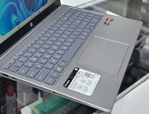 New Laptop HP Stream Notebook 16GB AMD Ryzen 5 SSD 256GB