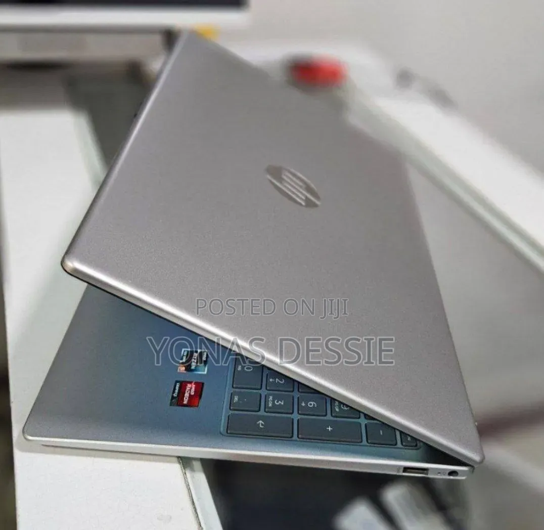 New Laptop HP Stream Notebook 16GB AMD Ryzen 5 SSD 256GB