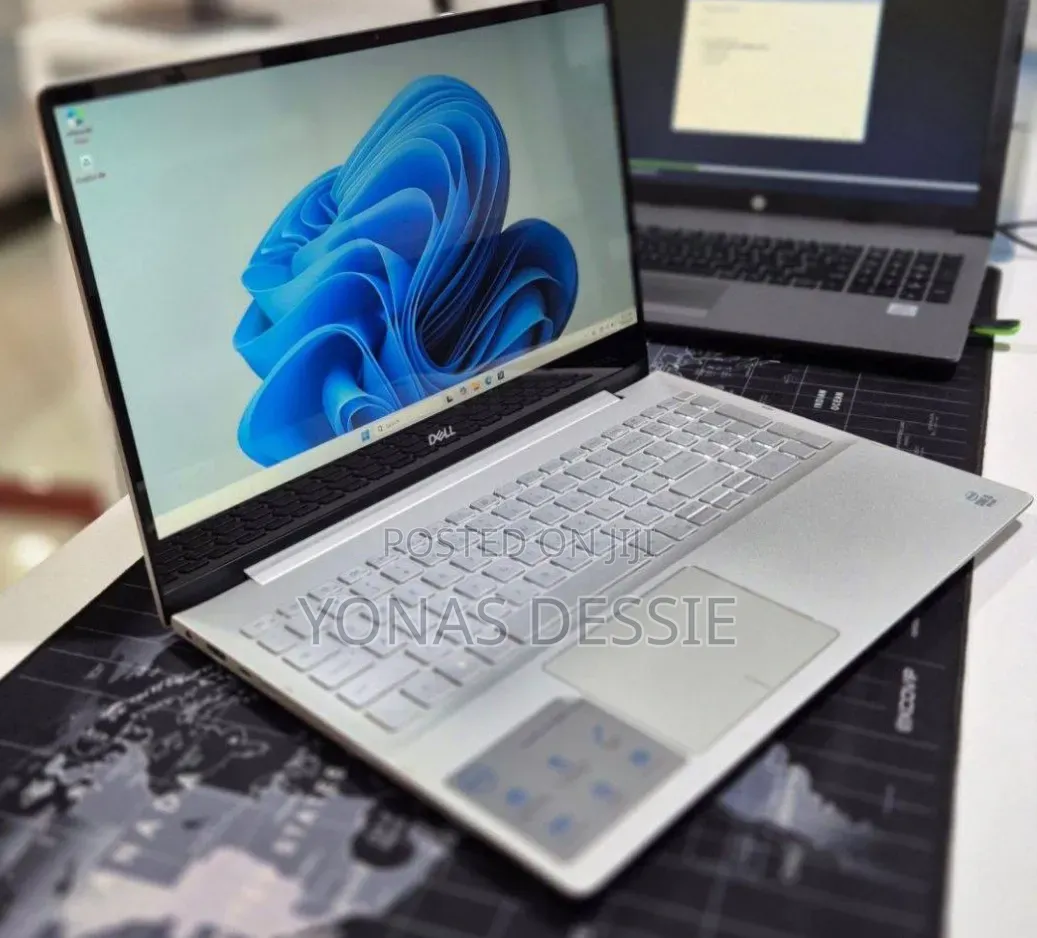 Laptop Dell Inspiron 15 8GB Intel Core i5 SSD 256GB