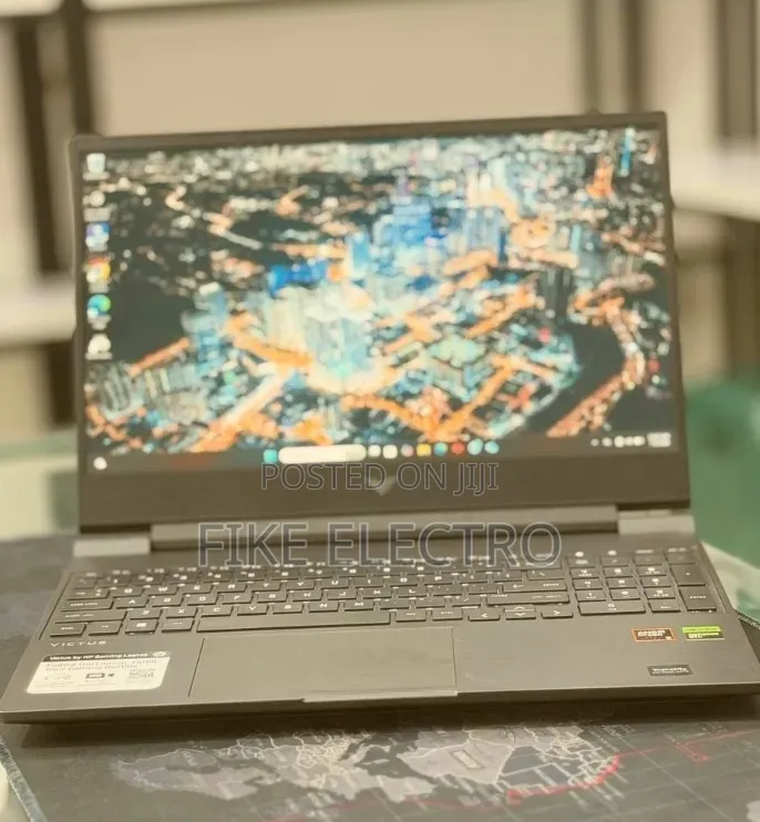 New Laptop HP Victus 15 16GB AMD Ryzen 5 SSD 512GB