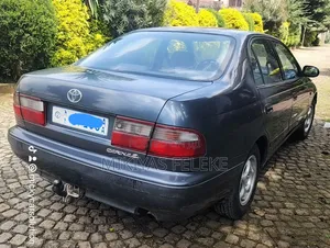 Toyota Carina E 1993 Blue