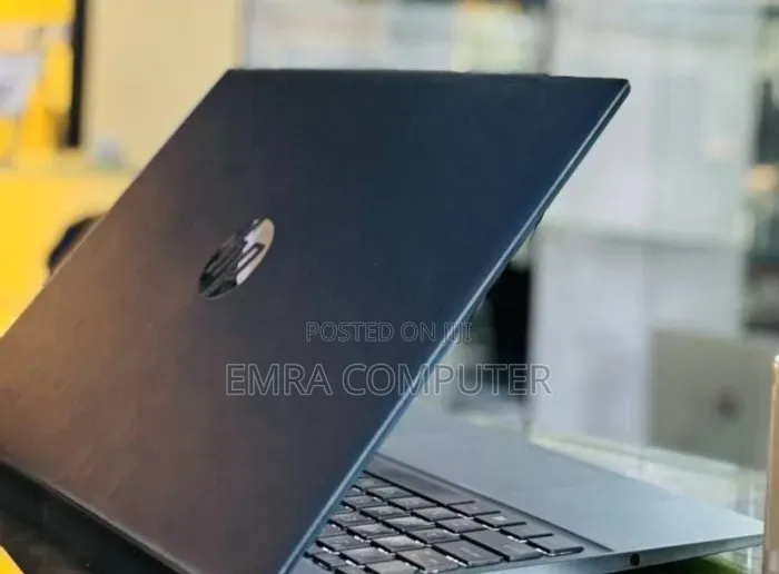 New Laptop HP 16GB Intel Core i7 SSD 256GB