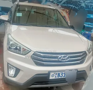 Hyundai Tucson 2018 Gold