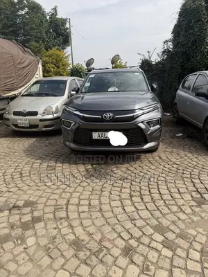 Toyota Urban Cruiser 2023 Black