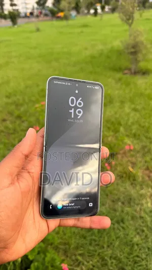 New Samsung Galaxy Z Flip6 256 GB